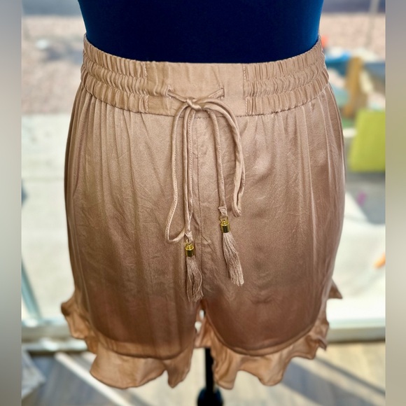 EUC Zimmermann Nude Silk Flutter Shorts - Picture 3 of 17